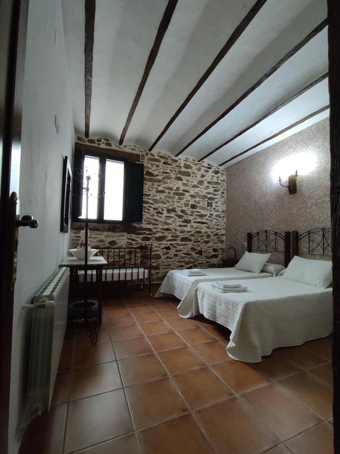 Segura de León Casa Rural La Carriona מראה חיצוני תמונה