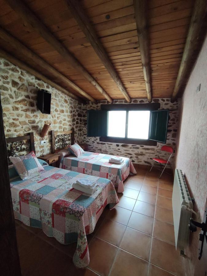 Segura de León Casa Rural La Carriona מראה חיצוני תמונה